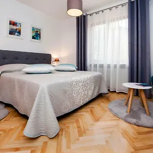  Apartment Noah